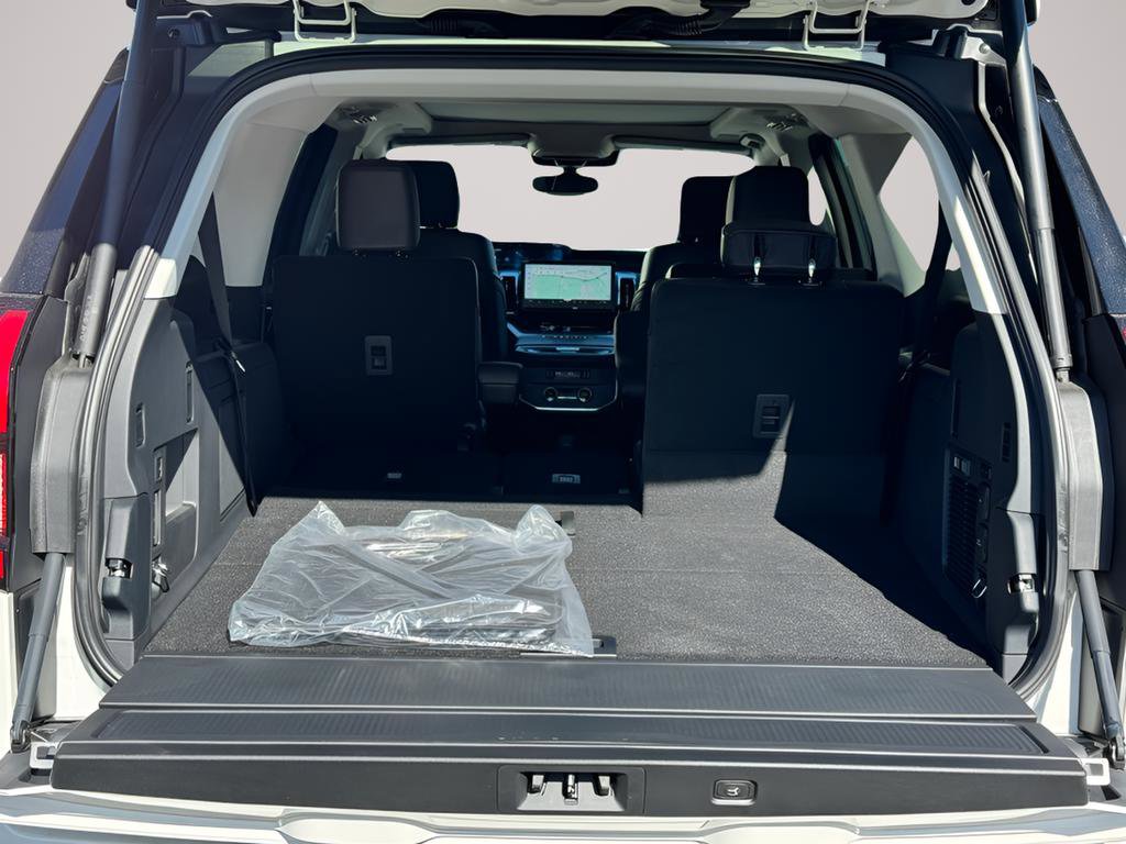 New 2025 Ford Expedition Max Platinum w/ Platinum Ultimate Package AWD/4WD image 38