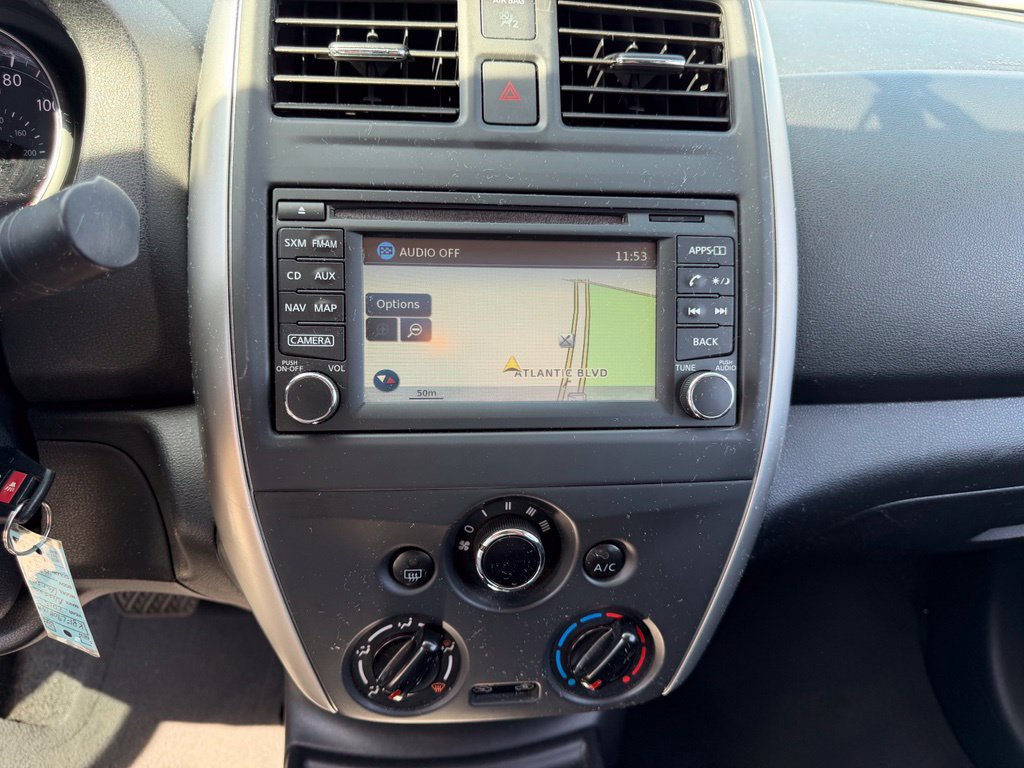 Used 2015 Nissan Versa SV w/ SV Tech Package FWD image 26