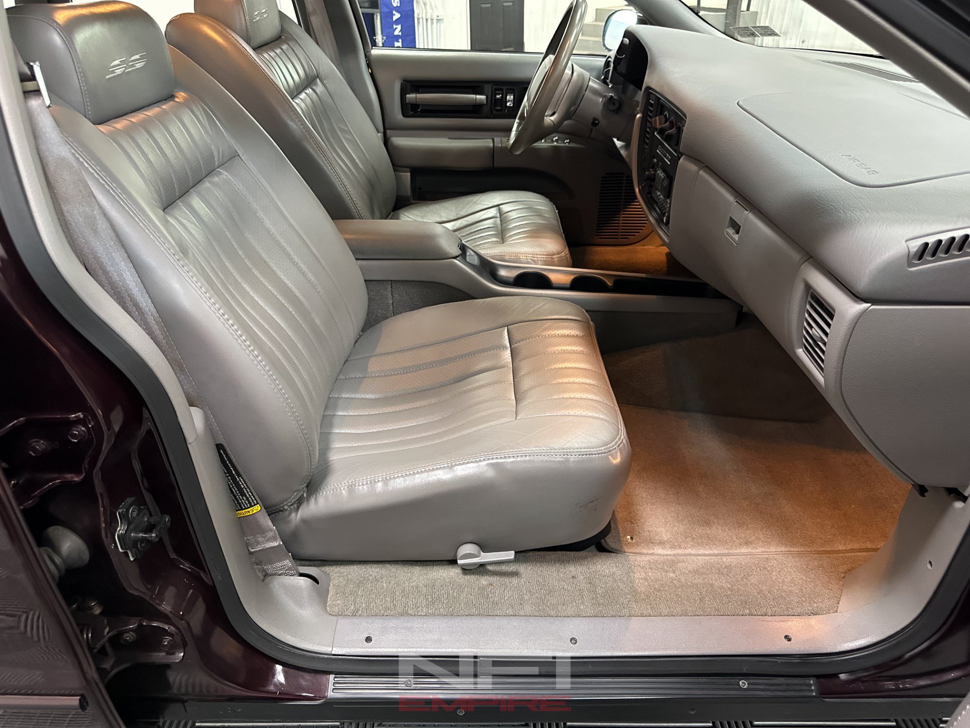 Used 1995 Chevrolet Impala SS RWD image 40