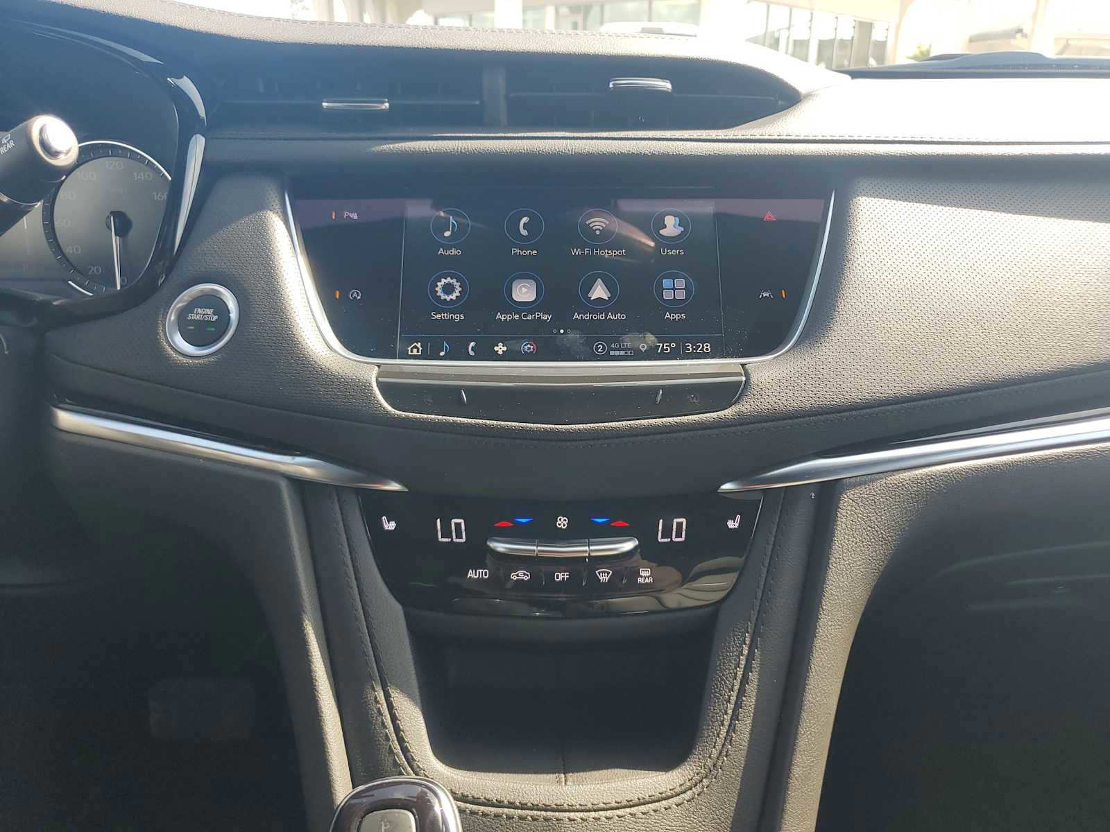 New 2025 Cadillac XT6 Luxury image 12