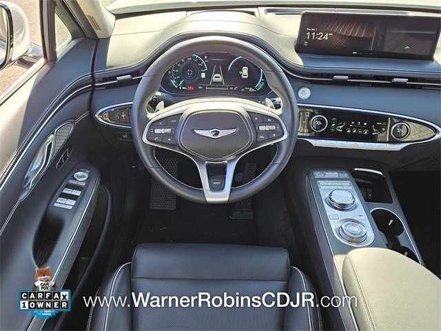 Used 2024 Genesis Electrified GV70 w/ Prestige Package image 7