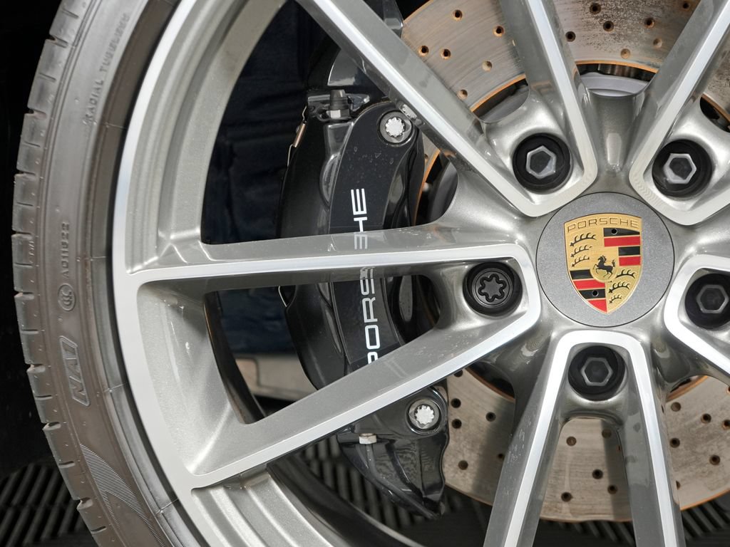 Certified 2024 Porsche 911 Targa 4S AWD/4WD image 25
