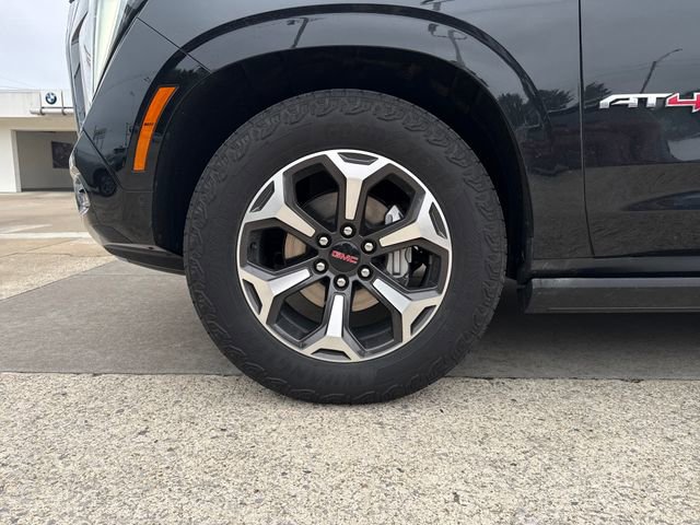 Used 2025 GMC Yukon AT4 Ultimate AWD/4WD image 22