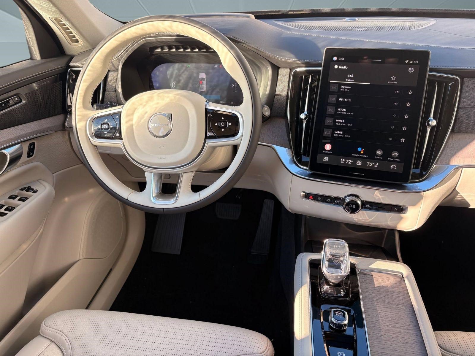 New 2026 Volvo XC90 B6 Ultra w/ Protection Package AWD/4WD image 23