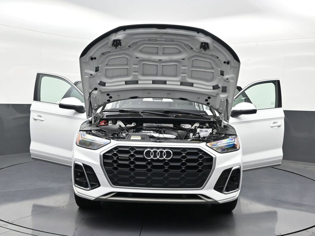Used 2024 Audi Q5 2.0T Premium AWD/4WD image 35