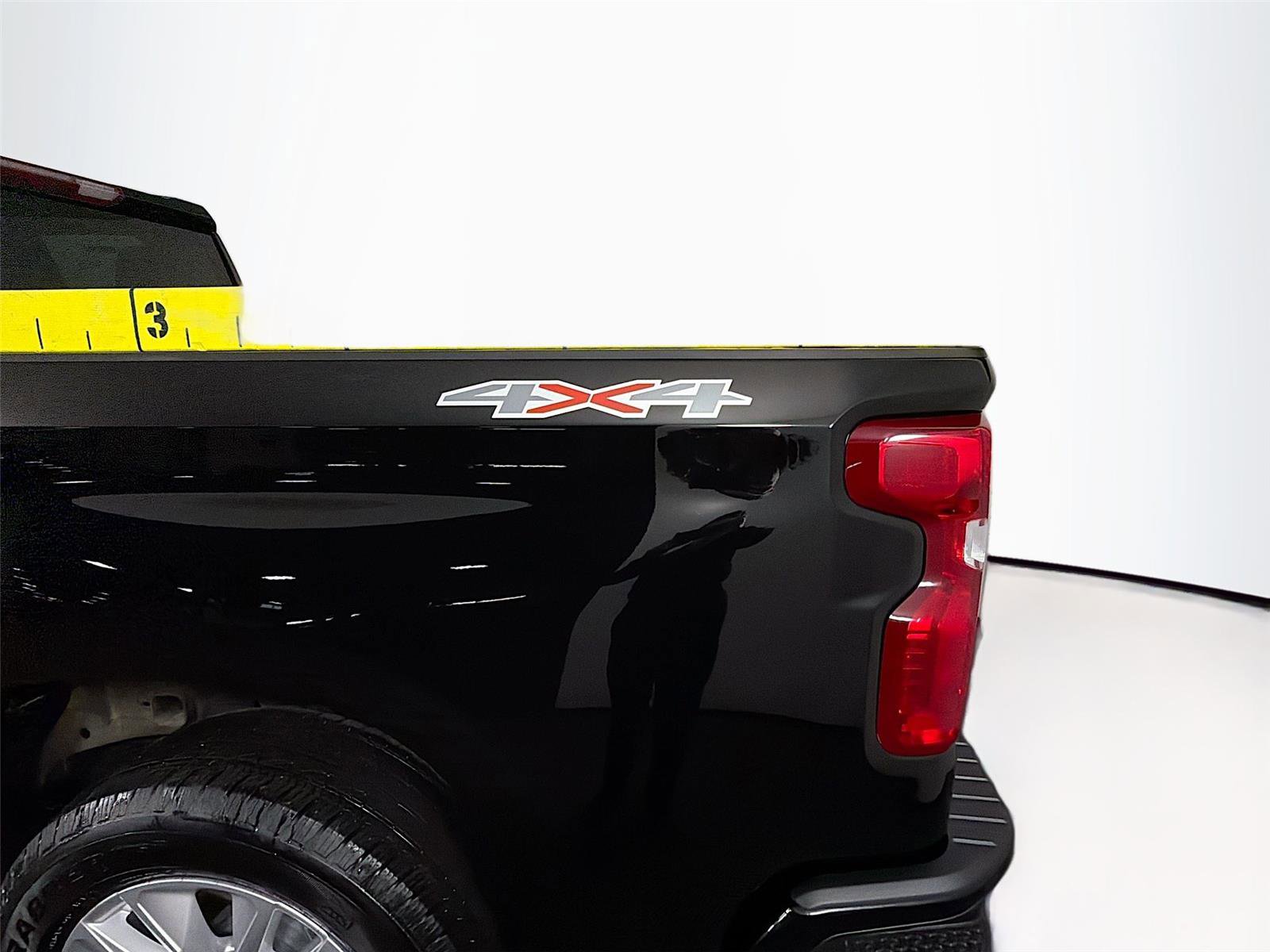 Used 2024 Chevrolet Silverado 1500 Custom image 31