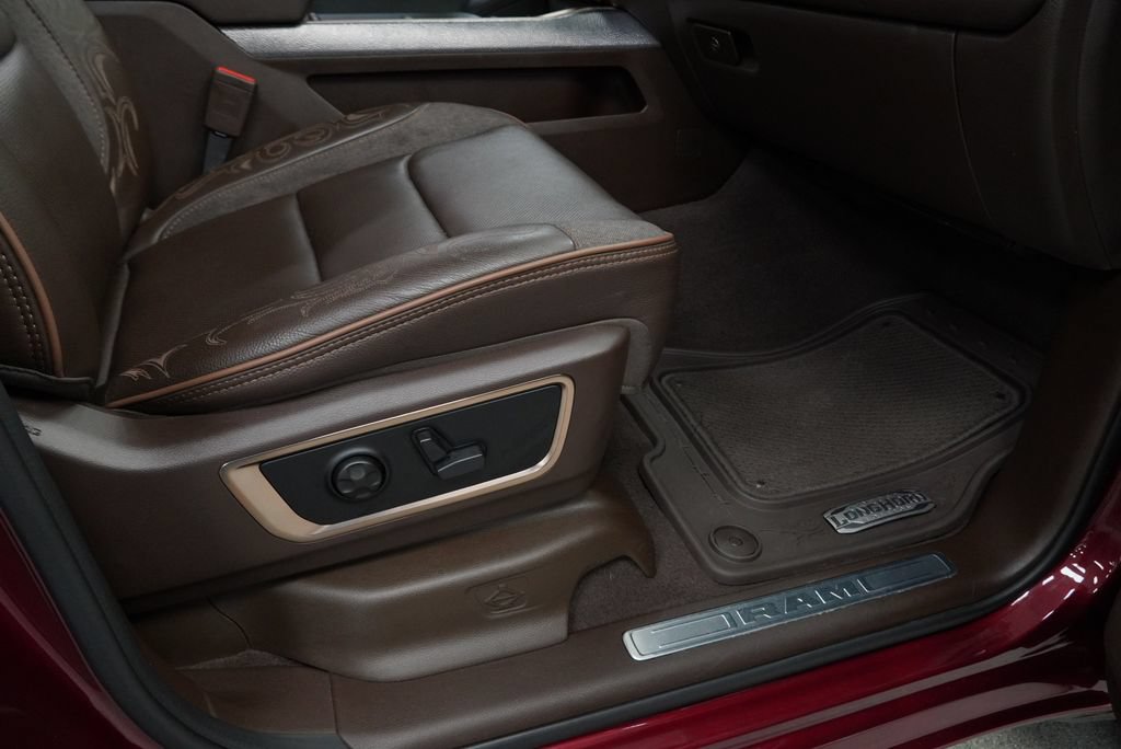 Used 2025 RAM 1500 Limited AWD/4WD image 48