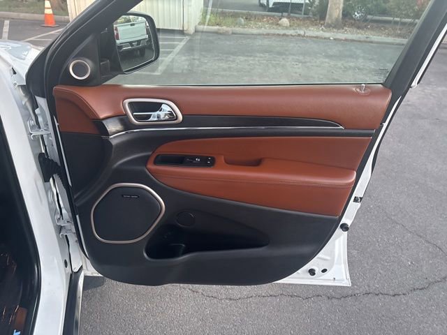 Used 2016 Jeep Grand Cherokee Summit w/ Skid Plate Group image 34