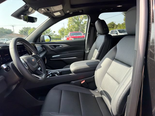 New 2026 Chevrolet Traverse LT w/ Sun and Wheel Package FWD image 19
