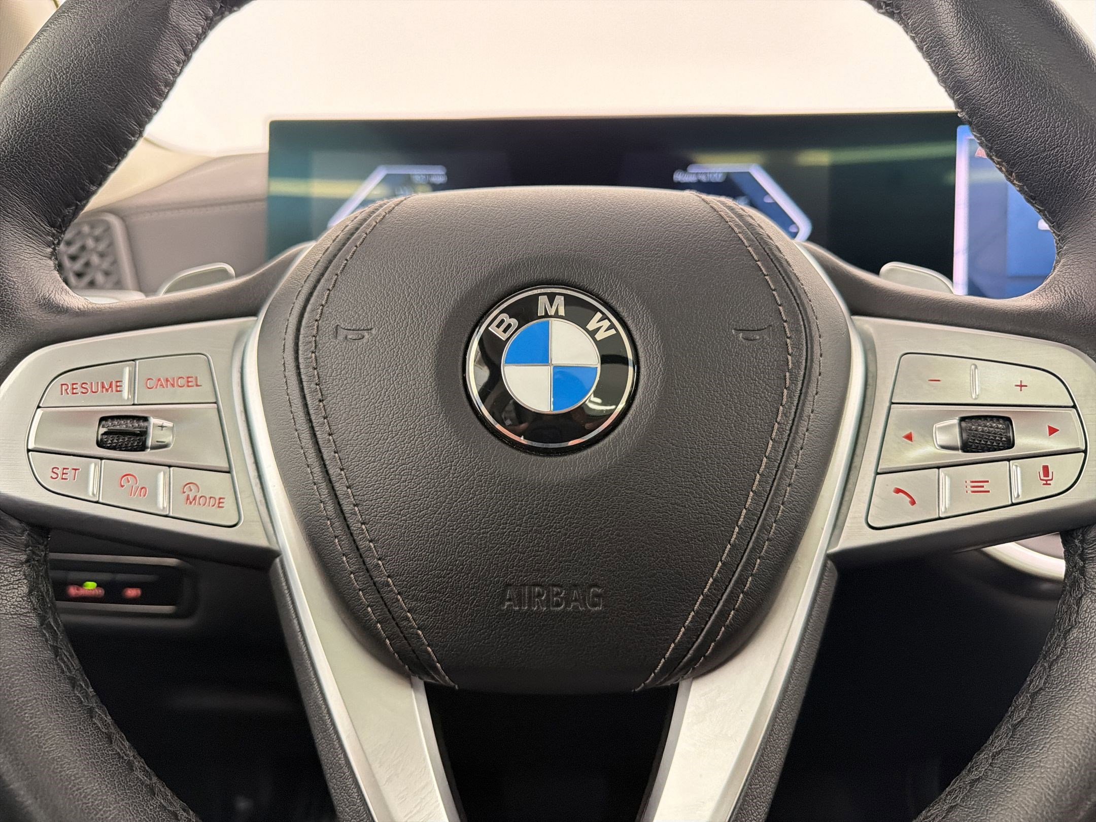 Used 2025 BMW X7 xDrive40i image 15