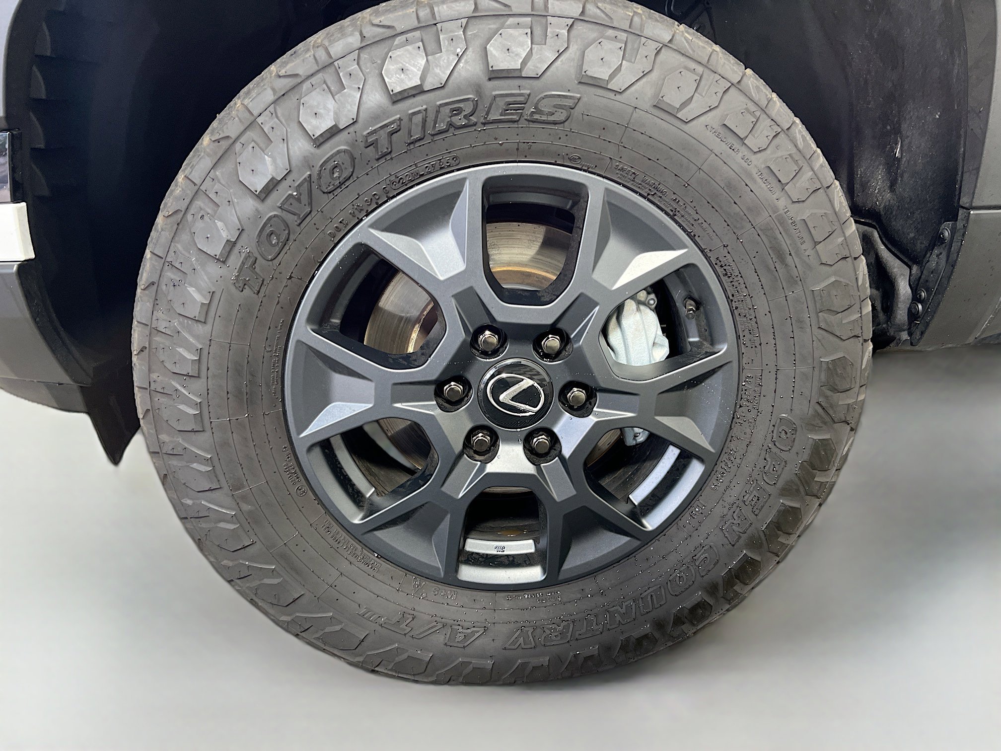 Used 2025 Lexus GX 550 image 13