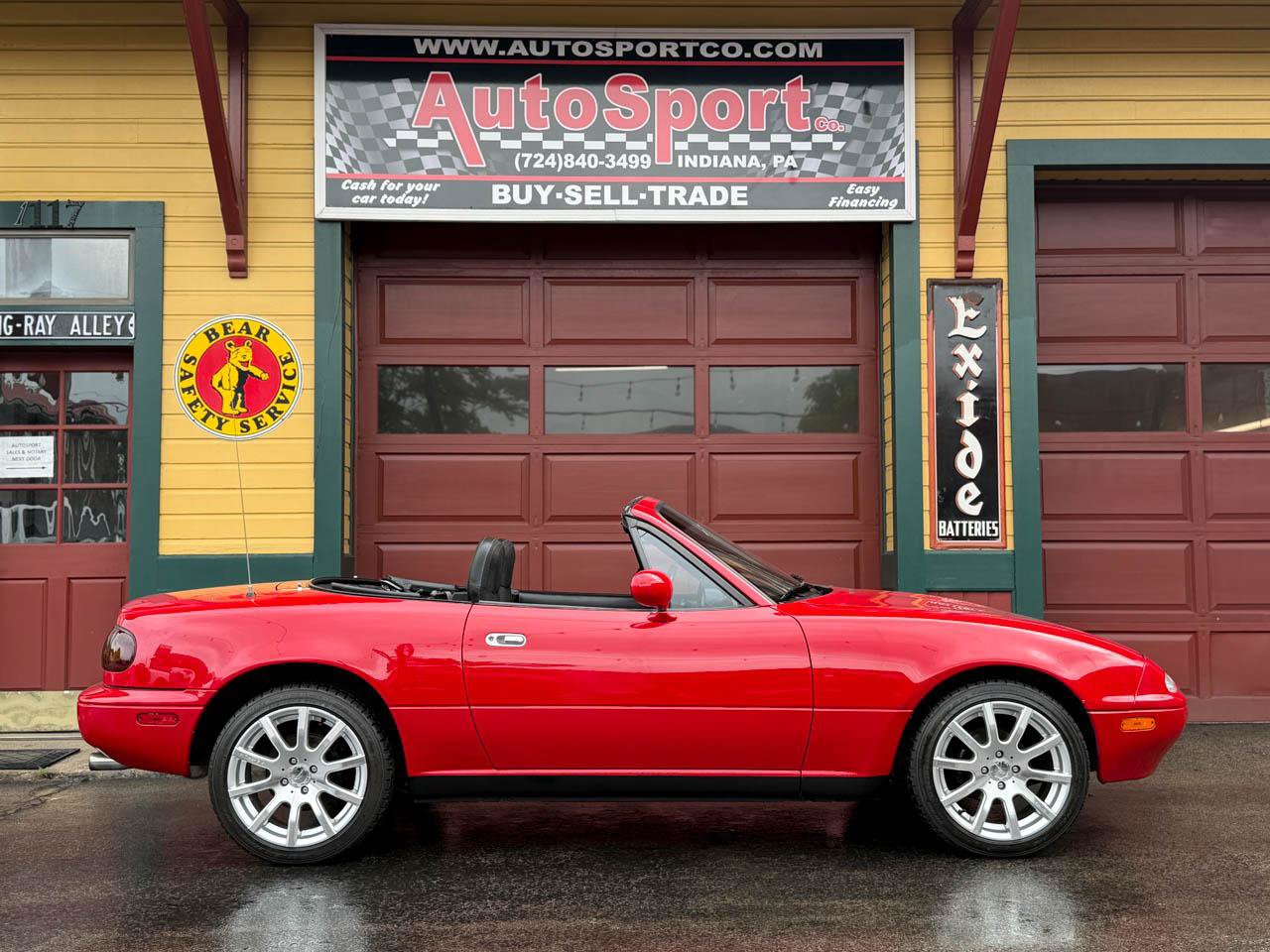 Used 1990 MAZDA MX-5 Miata RWD image 13