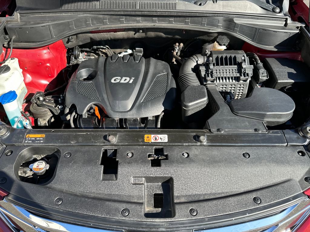 Used 2013 Hyundai Santa Fe Sport image 11