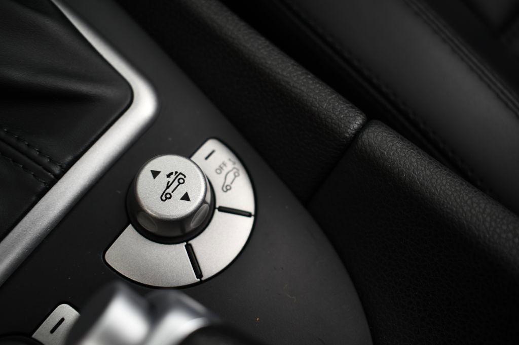 Used 2007 Mercedes-Benz SLK 55 AMG image 45