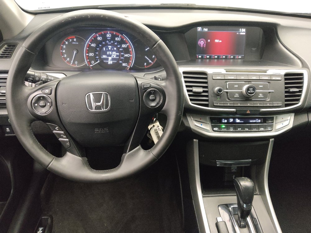 Used 2015 Honda Accord Sport image 22