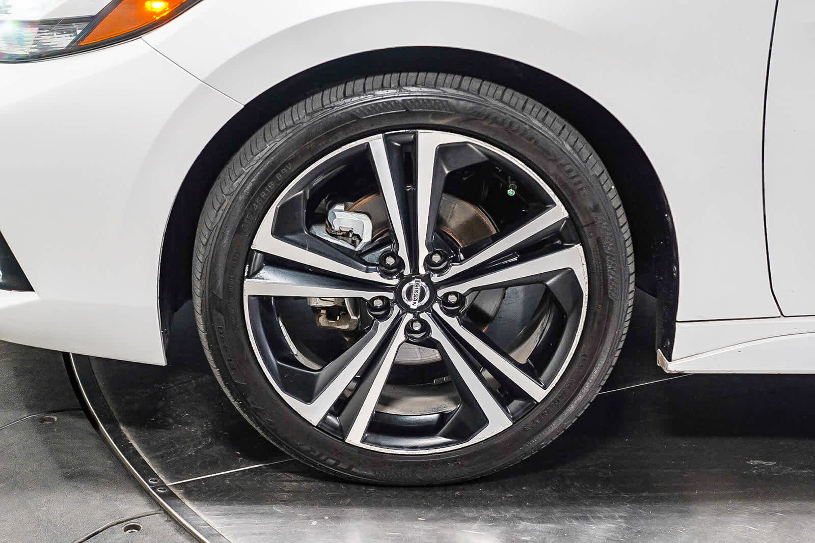 Used 2021 Nissan Sentra SR image 12