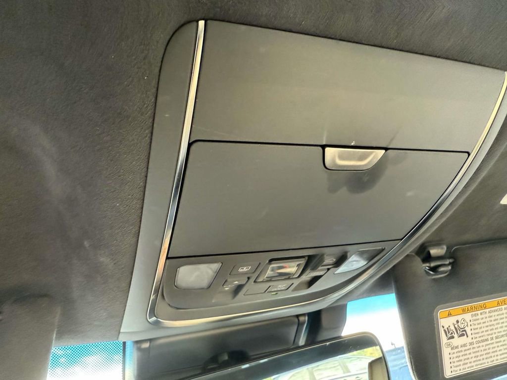 Used 2022 Lexus LS 500 AWD image 26