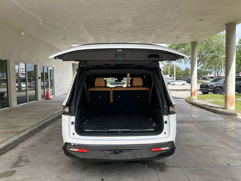 Used 2025 Jeep Grand Wagoneer L Series III w/ Rear Seat Video Group 1 image 53