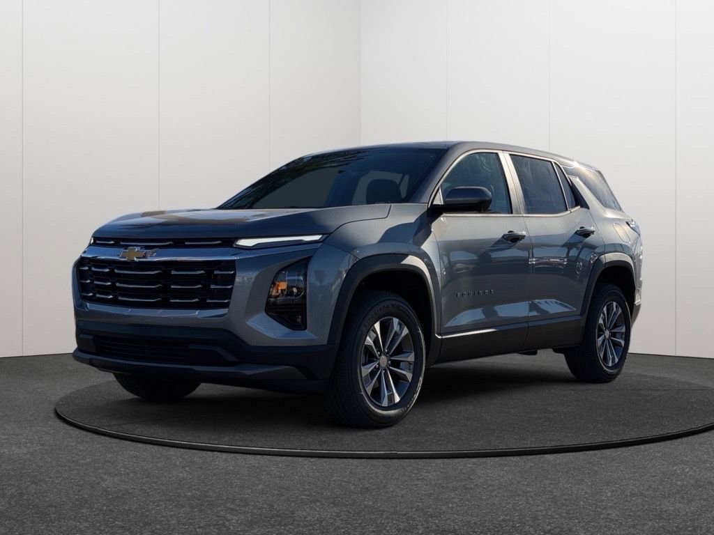 New 2026 Chevrolet Equinox LT w/ Safety and Technology Package image 3