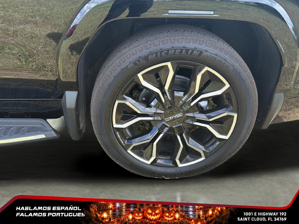Certified 2025 GMC Sierra EV Denali AWD/4WD image 13