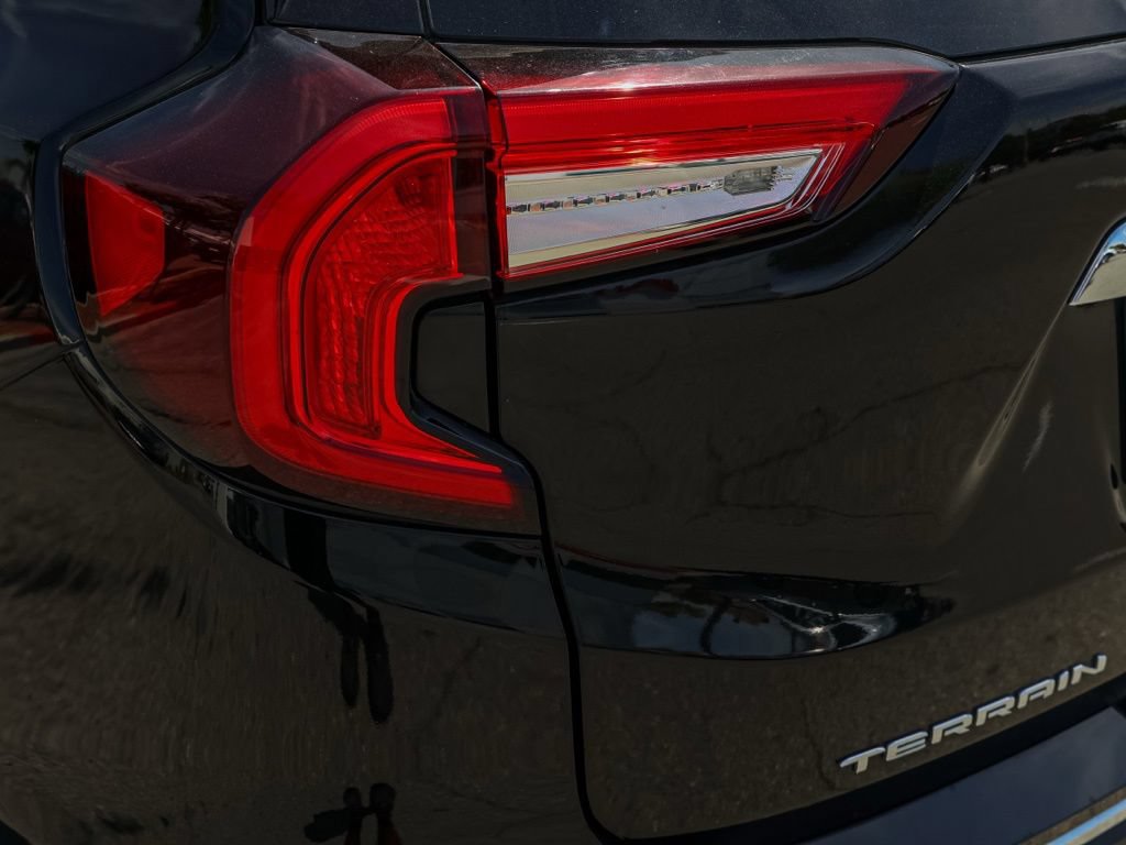 Used 2022 GMC Terrain SLT FWD image 7
