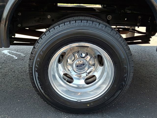 Used 2021 Ford Transit 350 Low Roof DRW AWD image 11