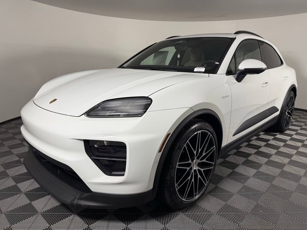 New 2025 Porsche Macan 4 Electric image 1