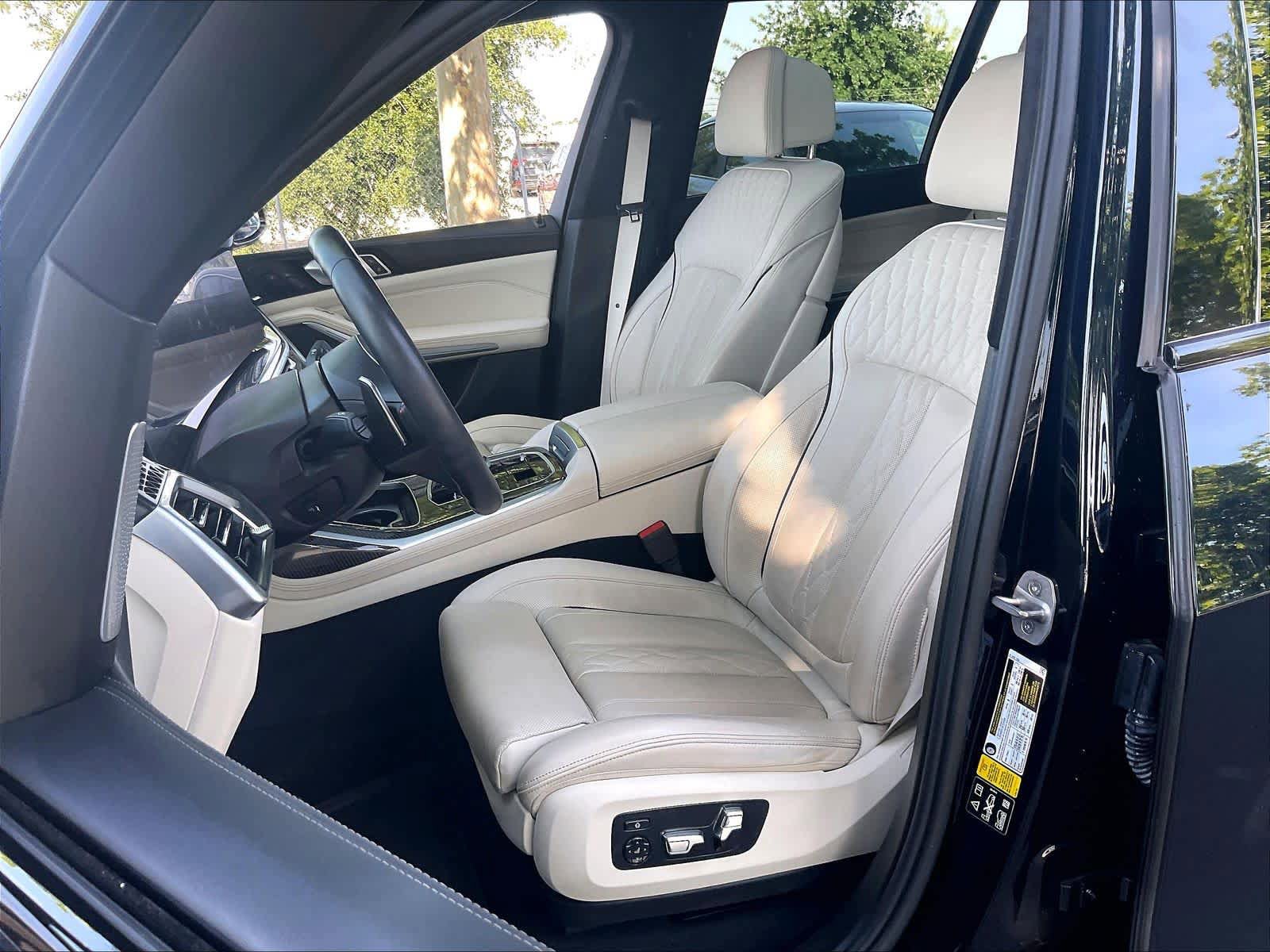 Used 2024 BMW X7 M60i w/ Executive Package AWD/4WD image 26