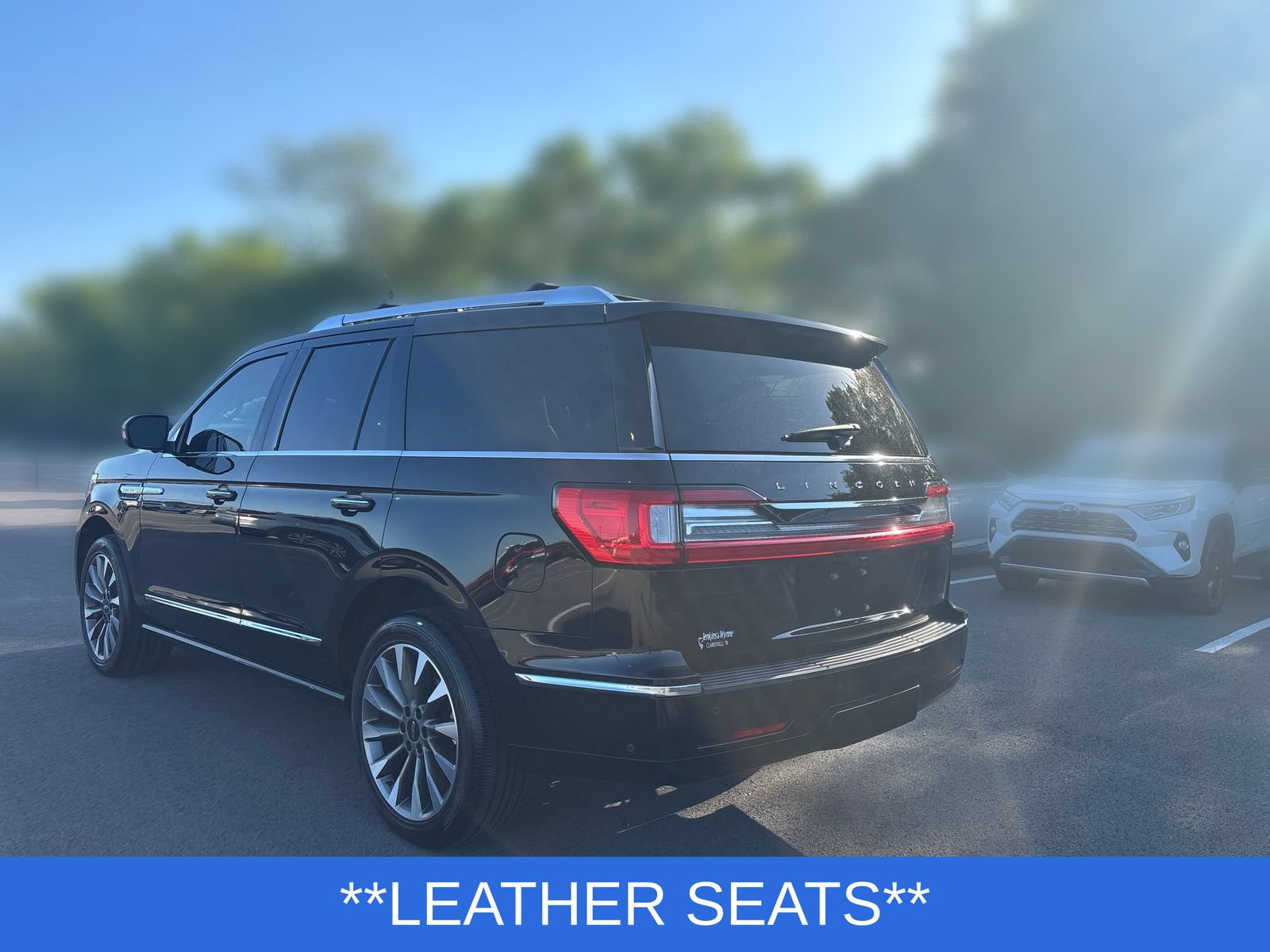 Certified 2021 Lincoln Navigator Reserve w/ Luxury Package AWD/4WD image 4