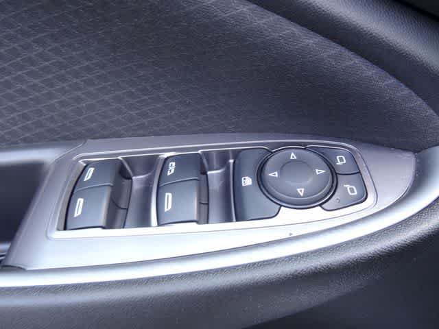 Used 2023 Chevrolet Malibu LT FWD image 13