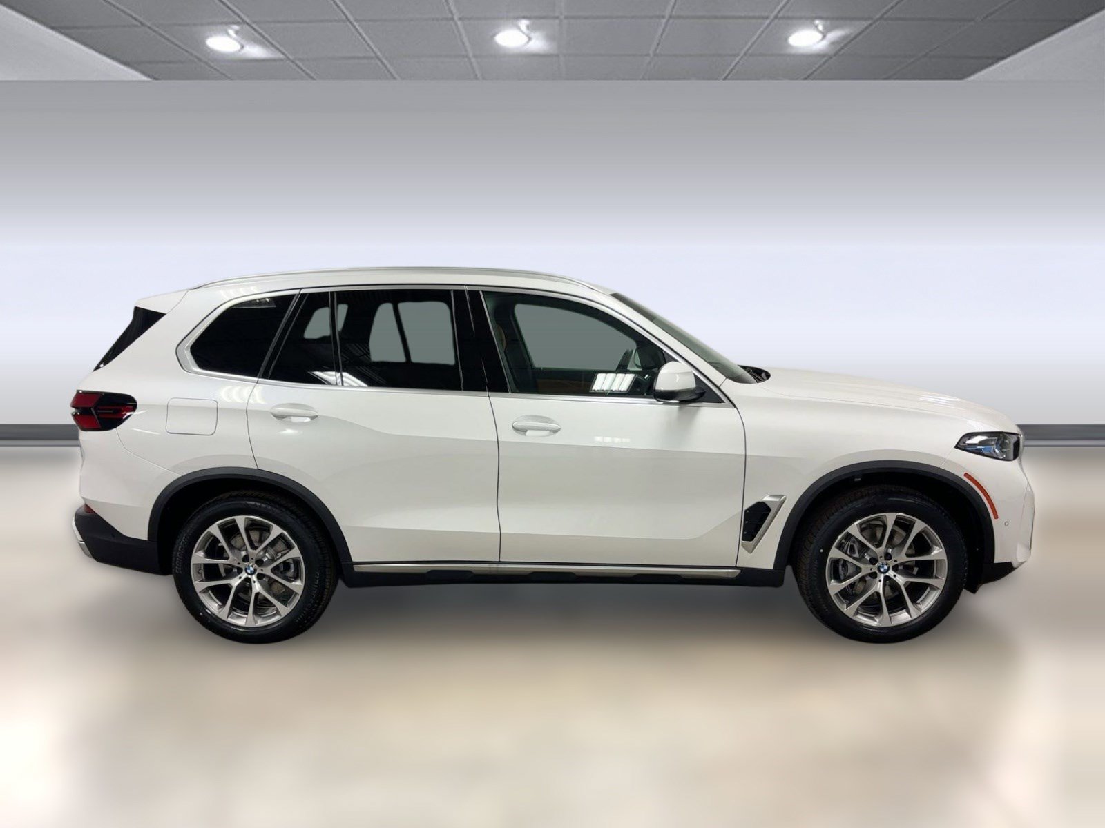 New 2026 BMW X5 sDrive40i w/ Premium Package RWD image 8