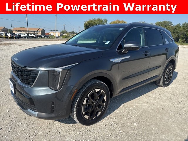 Used 2024 Kia Sorento S