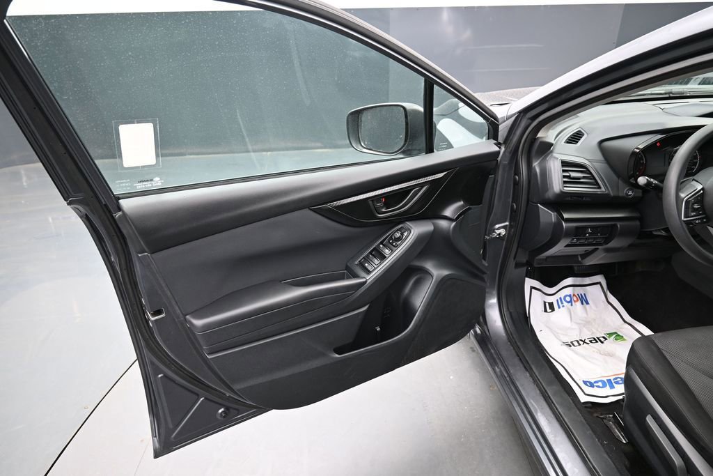 Used 2018 Subaru Impreza 2.0i AWD/4WD image 8