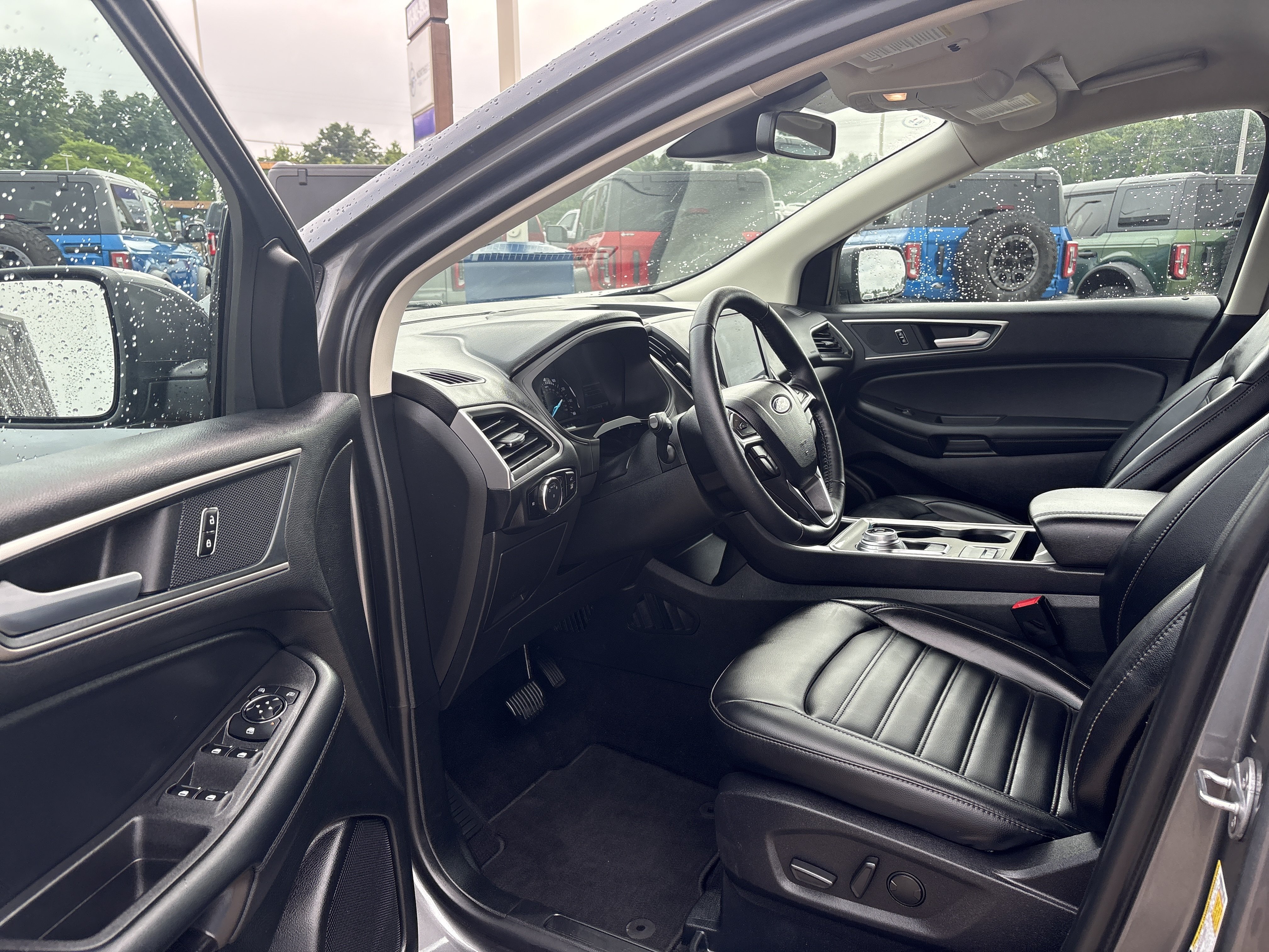 Used 2024 Ford Edge SEL w/ Convenience Package AWD/4WD image 10