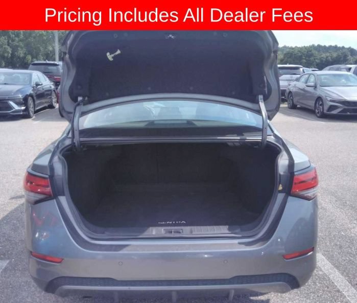 Used 2025 Nissan Sentra SV FWD image 4