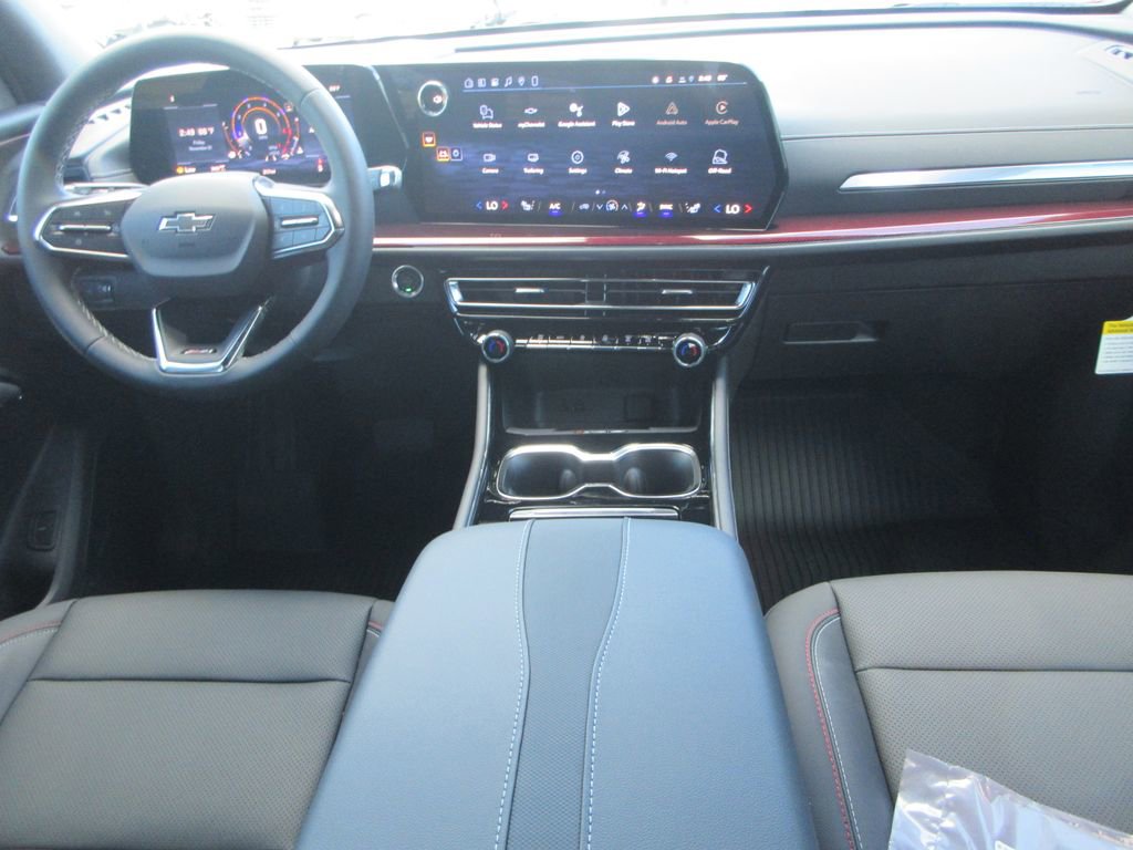 New 2026 Chevrolet Traverse Z71 w/ Driver Confidence Package image 16