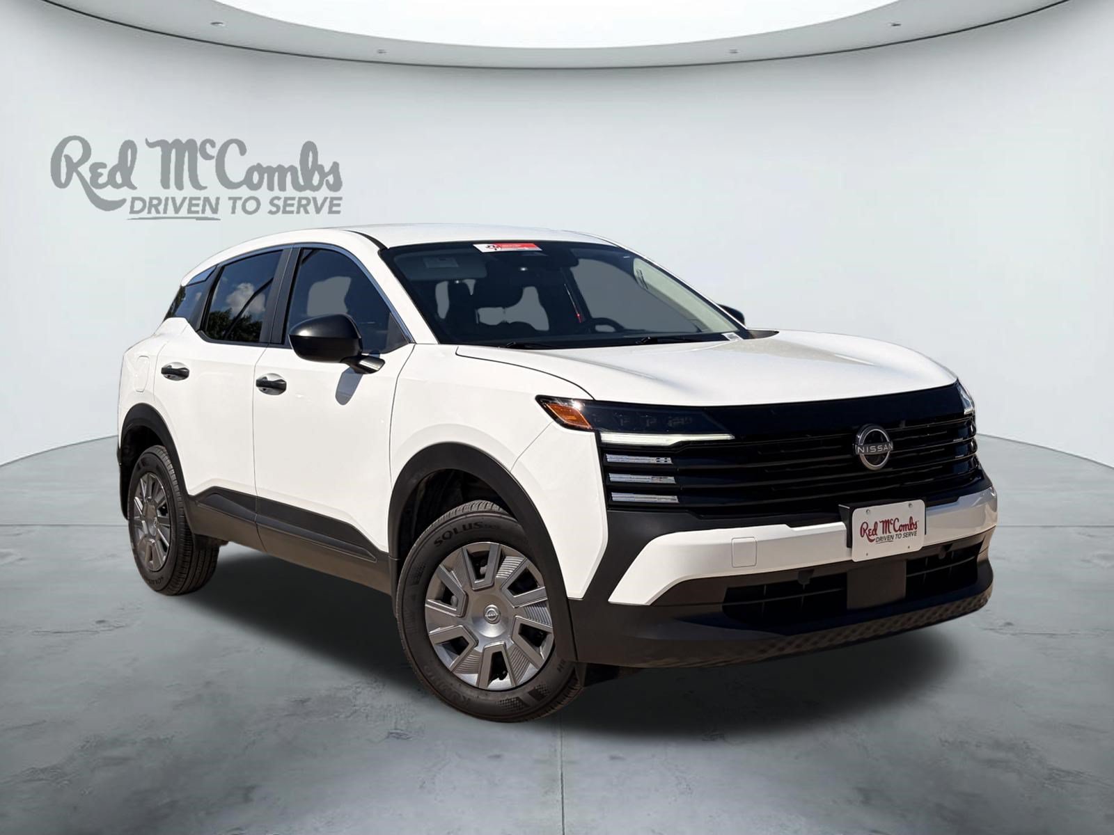Used 2026 Nissan Kicks S FWD image 1