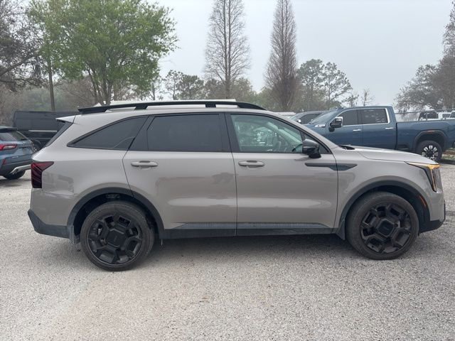 Used 2025 Kia Sorento SX image 4