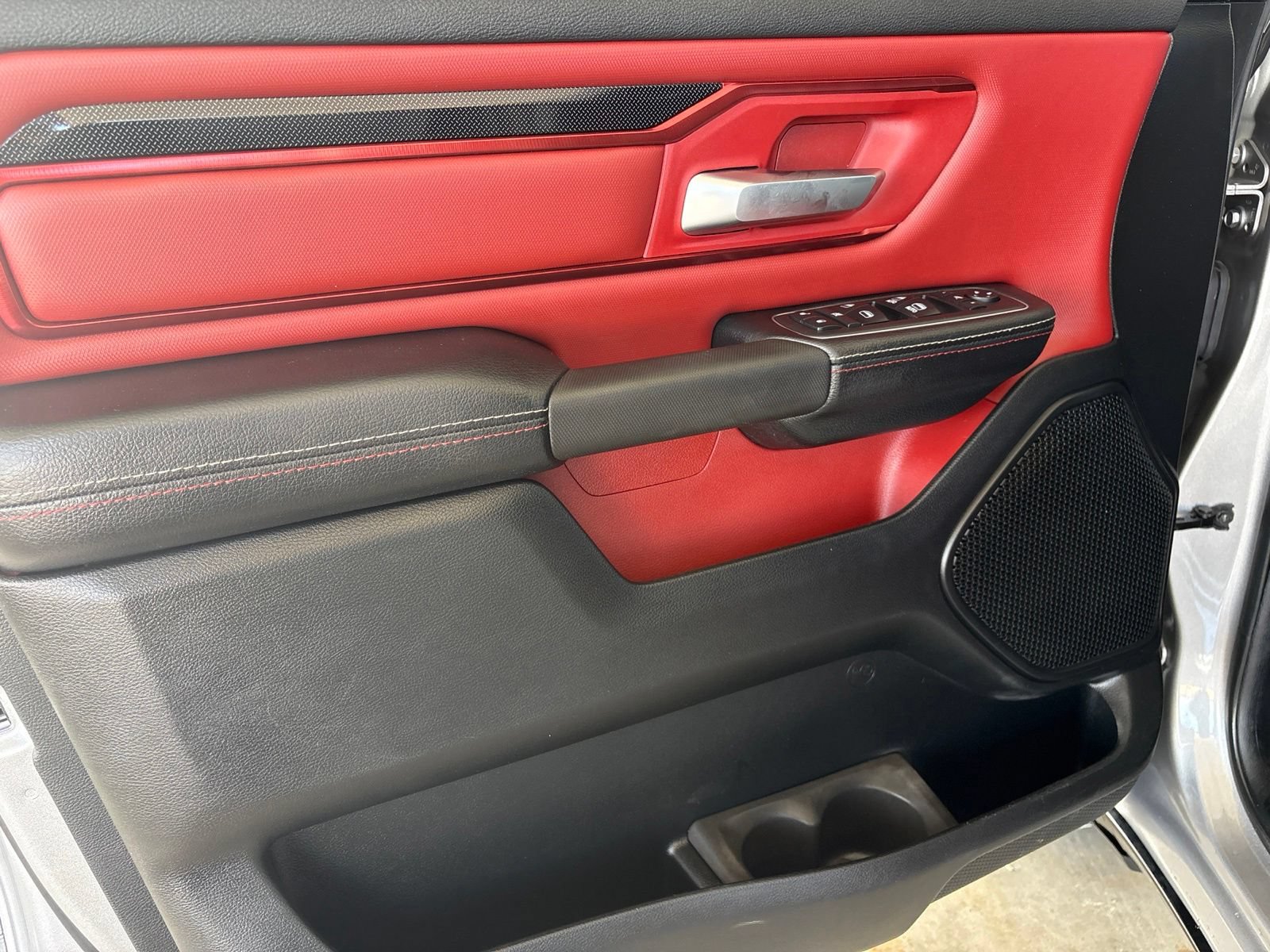 Used 2019 RAM 1500 Rebel w/ Rebel Level 2 Equipment Group AWD/4WD image 10