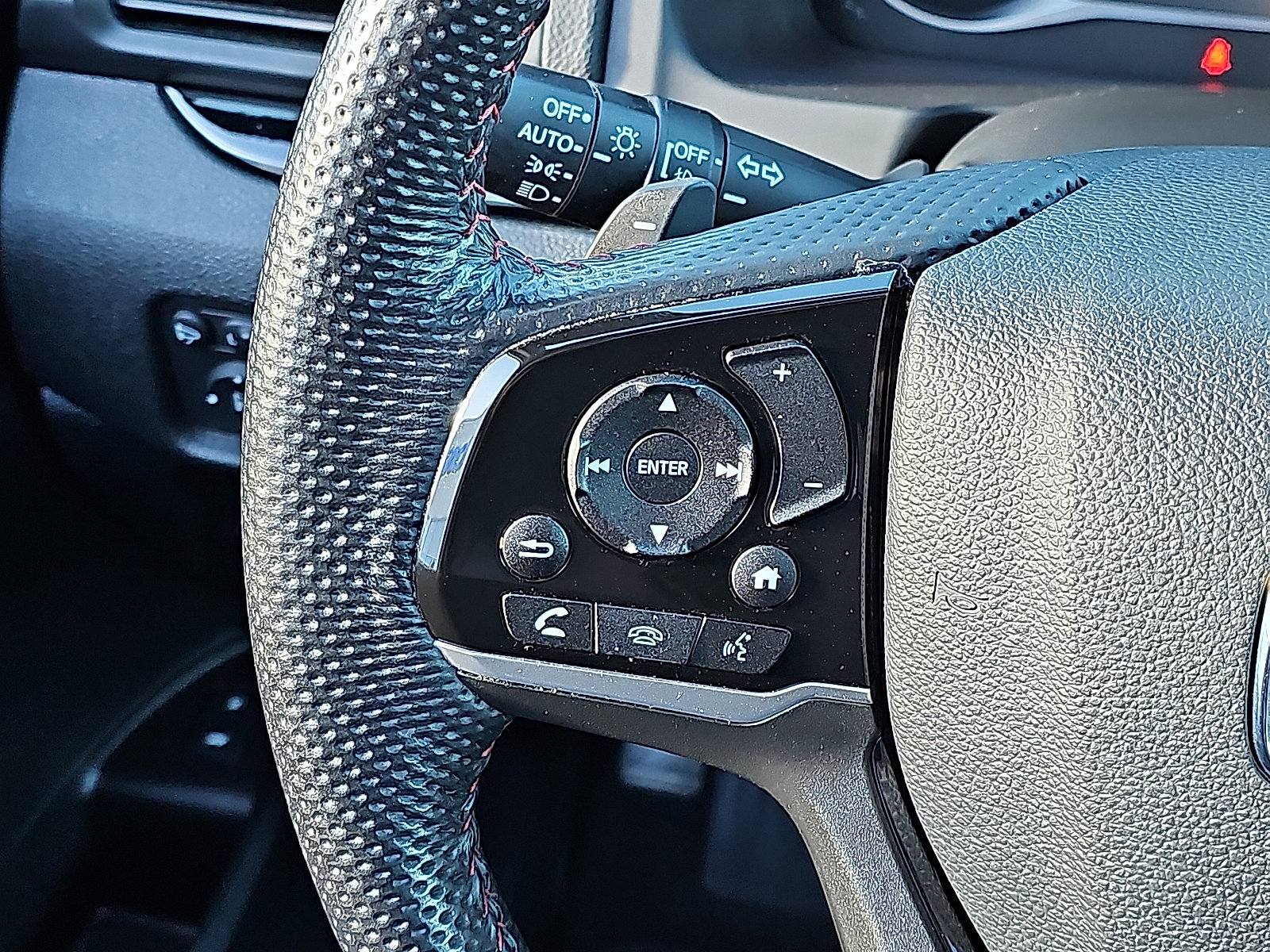 Used 2024 Honda Passport Black Edition image 23