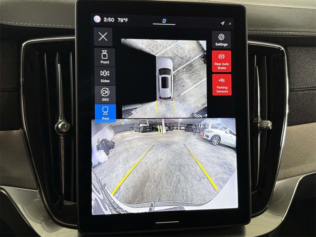 Used 2025 Volvo XC90 T8 Plus image 7