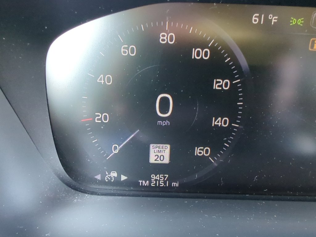 Used 2020 Volvo XC90 T6 Momentum w/ Protection Package AWD/4WD image 12