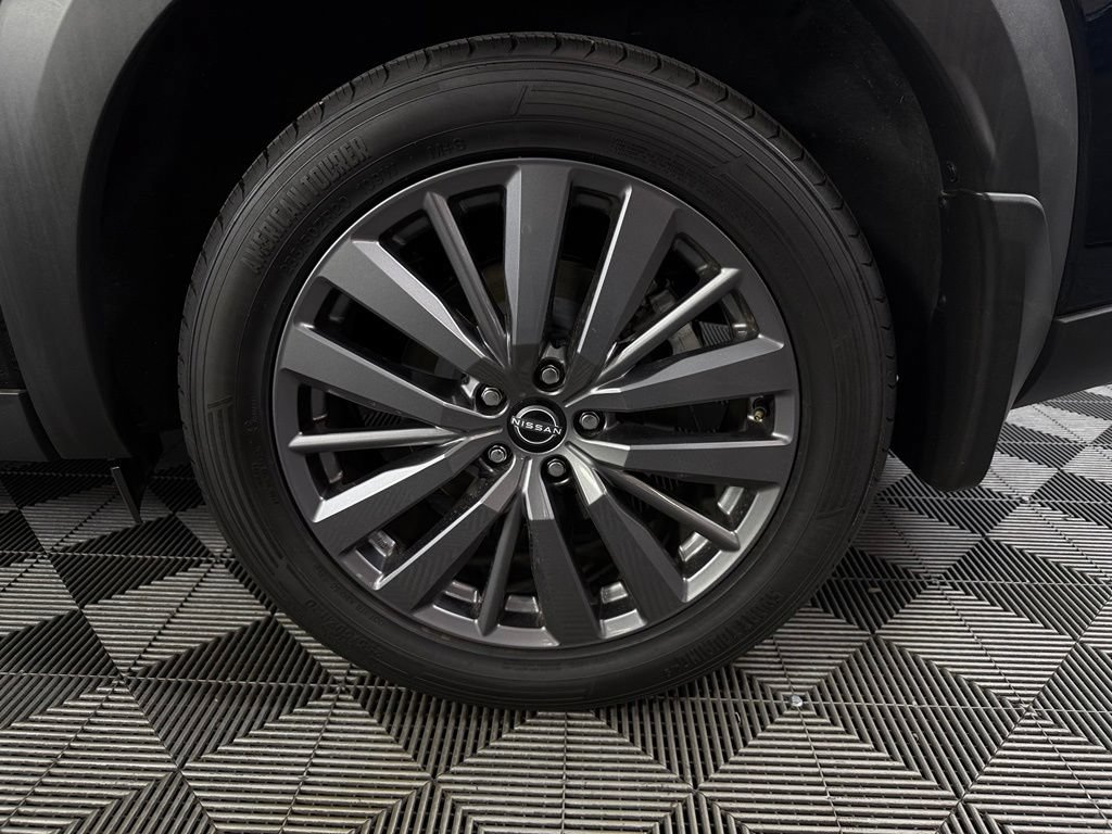 Used 2024 Nissan Pathfinder SL w/ SL Premium Package FWD image 12