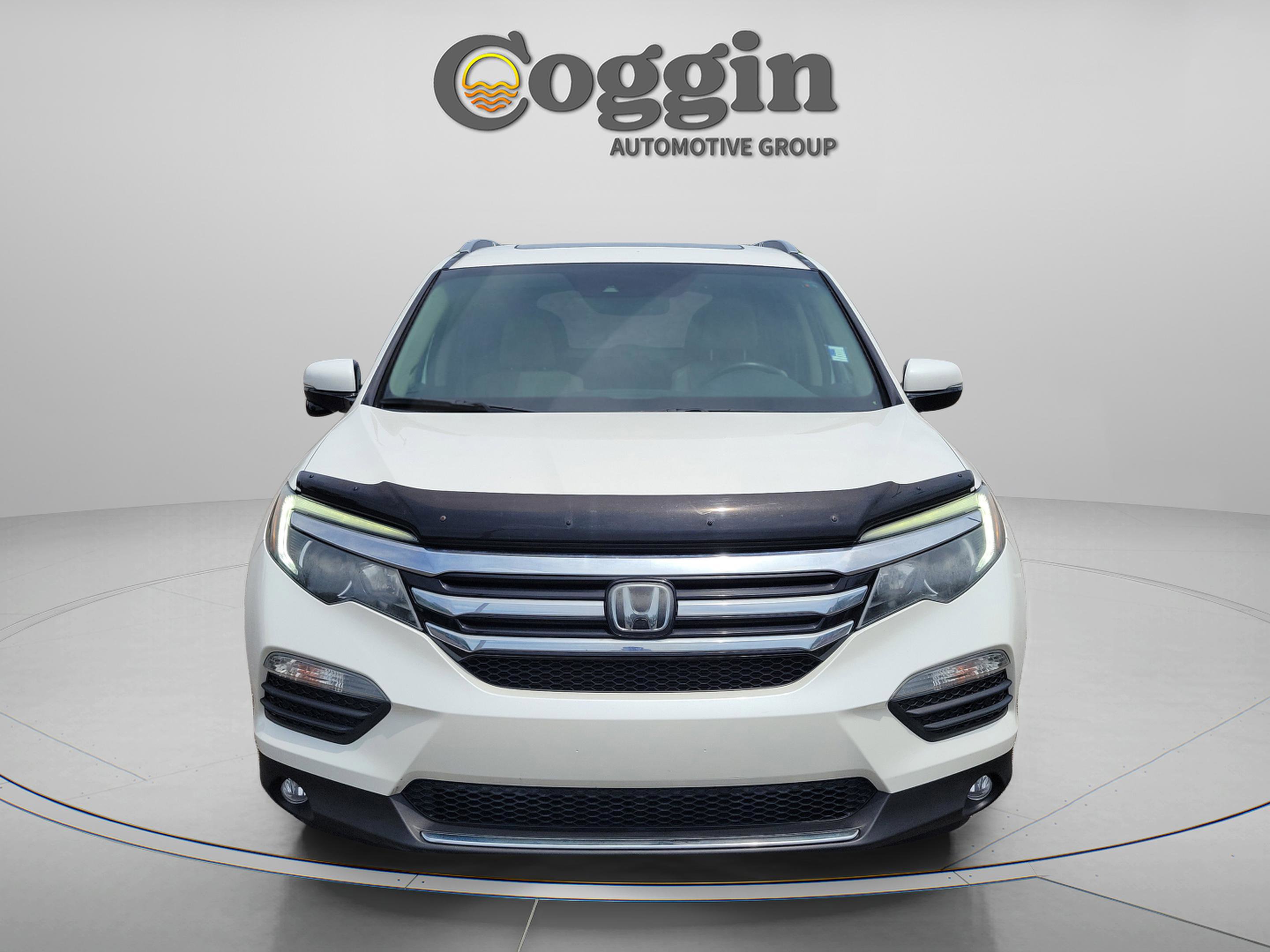 Certified 2017 Honda Pilot Touring image 8