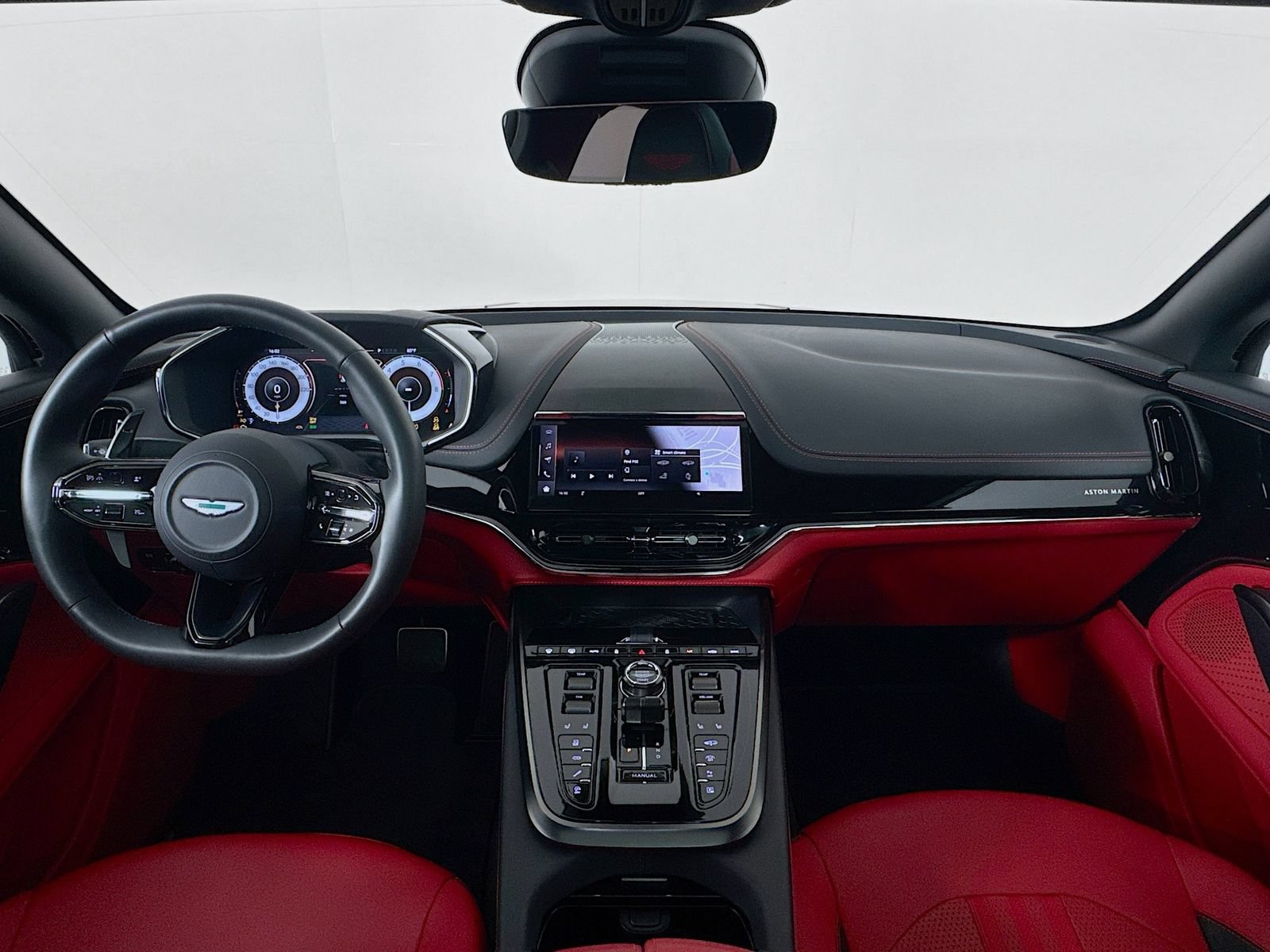 Used 2025 Aston Martin DBX 707 AWD/4WD image 21
