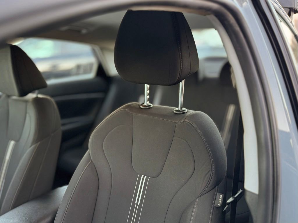 Used 2022 Hyundai Elantra SEL image 5