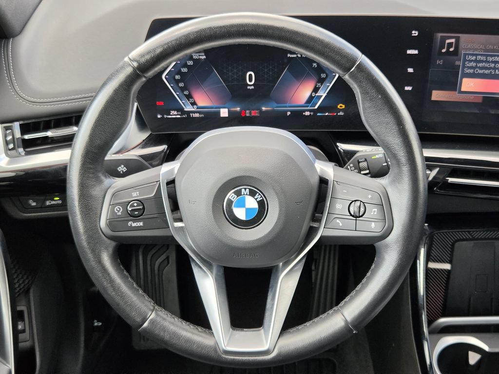 Used 2025 BMW X1 xDrive28i AWD/4WD image 14
