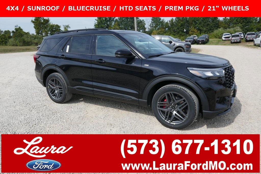 New 2025 Ford Explorer ST-Line w/ Premium Package