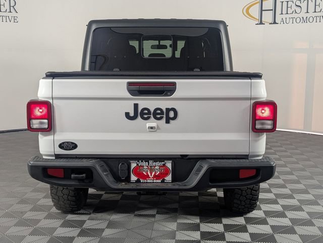 Certified 2023 Jeep Gladiator Sport AWD/4WD image 6