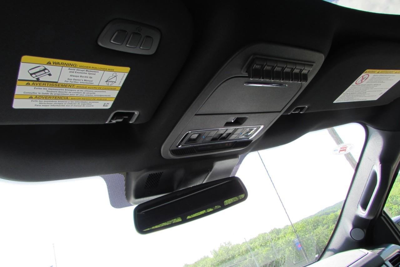 New 2025 Ford F250 Platinum image 26